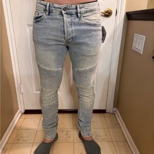 H&M Men's Skinny Jeans in Light Blue